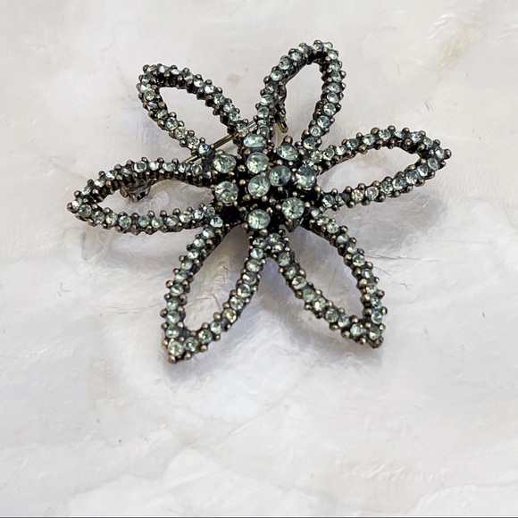 Jewelry - Antique Brass Tone Peridot Green Color Rhinestone Floral Statement Brooch 2 1/4”